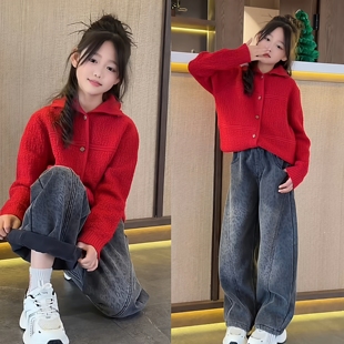 女童新年红色本命年红色毛衣针织开衫加绒复古豹纹牛仔裤洋气套装