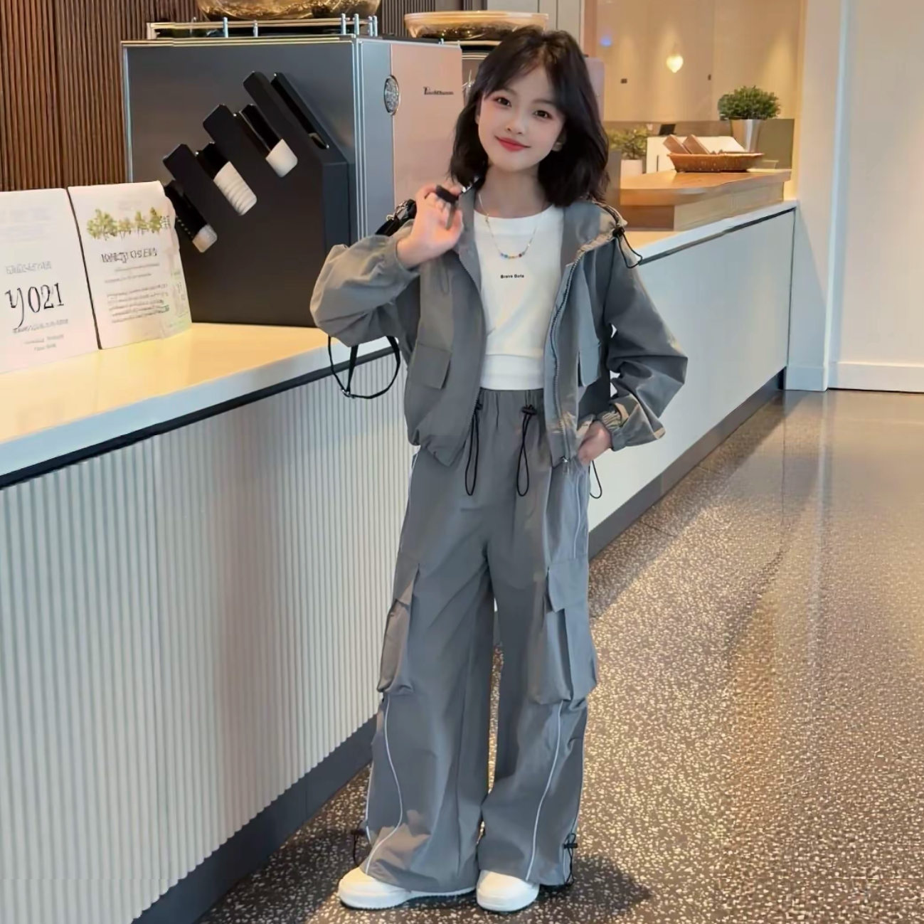 女童套装春秋季新款休闲韩系中大童连帽外套潮酷阔腿工装裤两件套