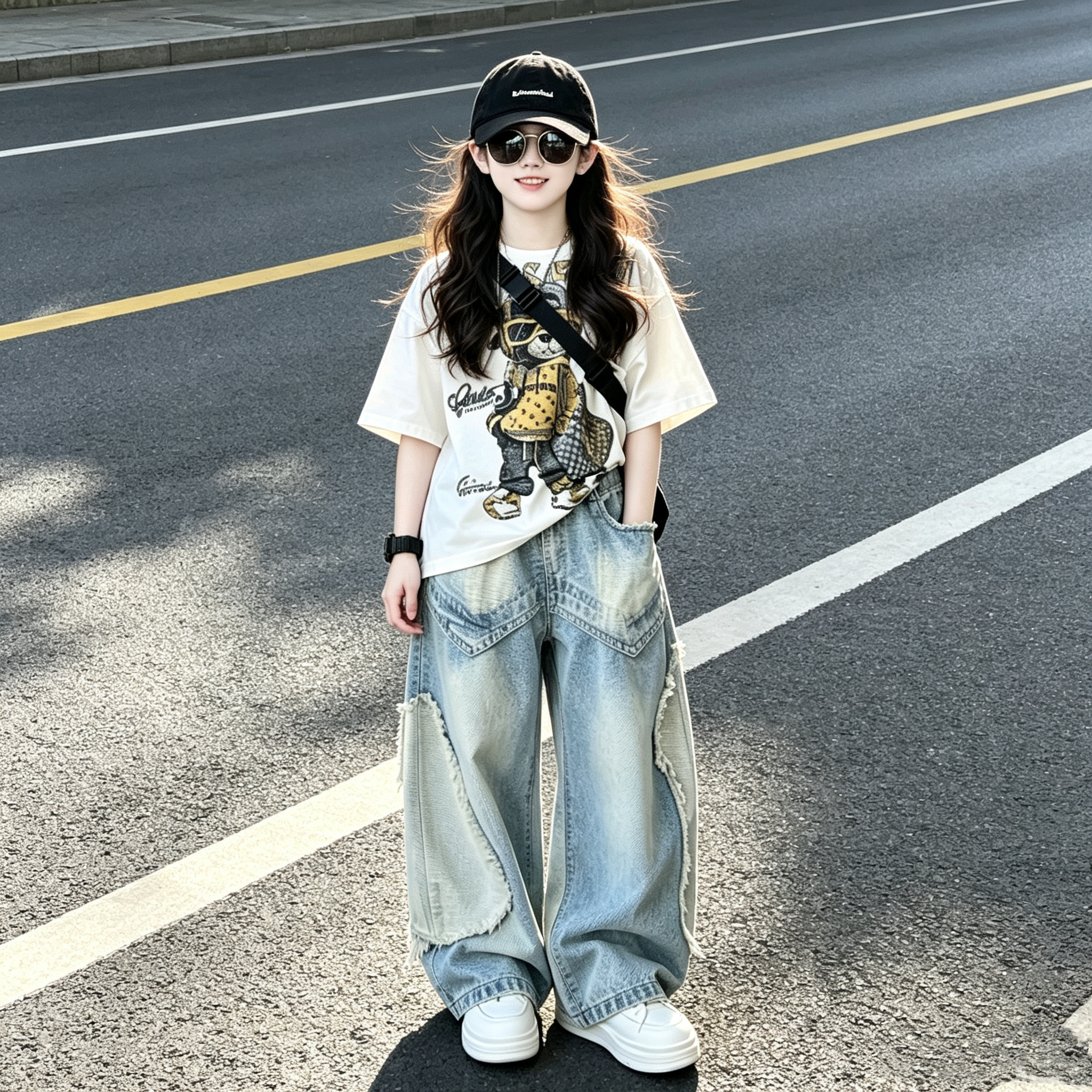 女童小熊印花短袖弯刀裤套装