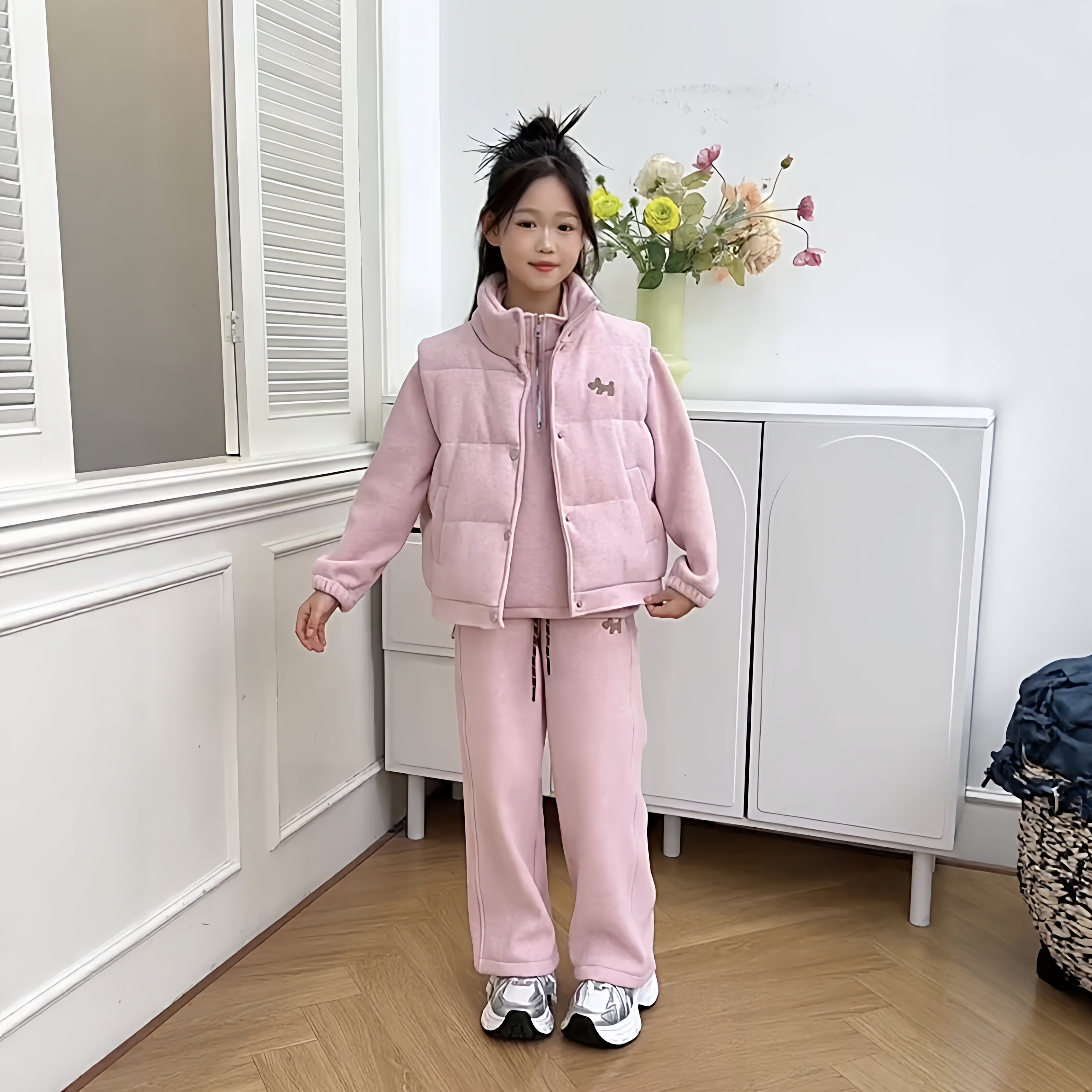 女童超好看冬季加厚三件套冬季洋气保暖马甲连帽卫衣外套休闲裤韩