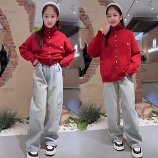 本命年女童加厚洋气爱心彩扣小马图案毛衣开衫烫钻牛仔直筒裤套装