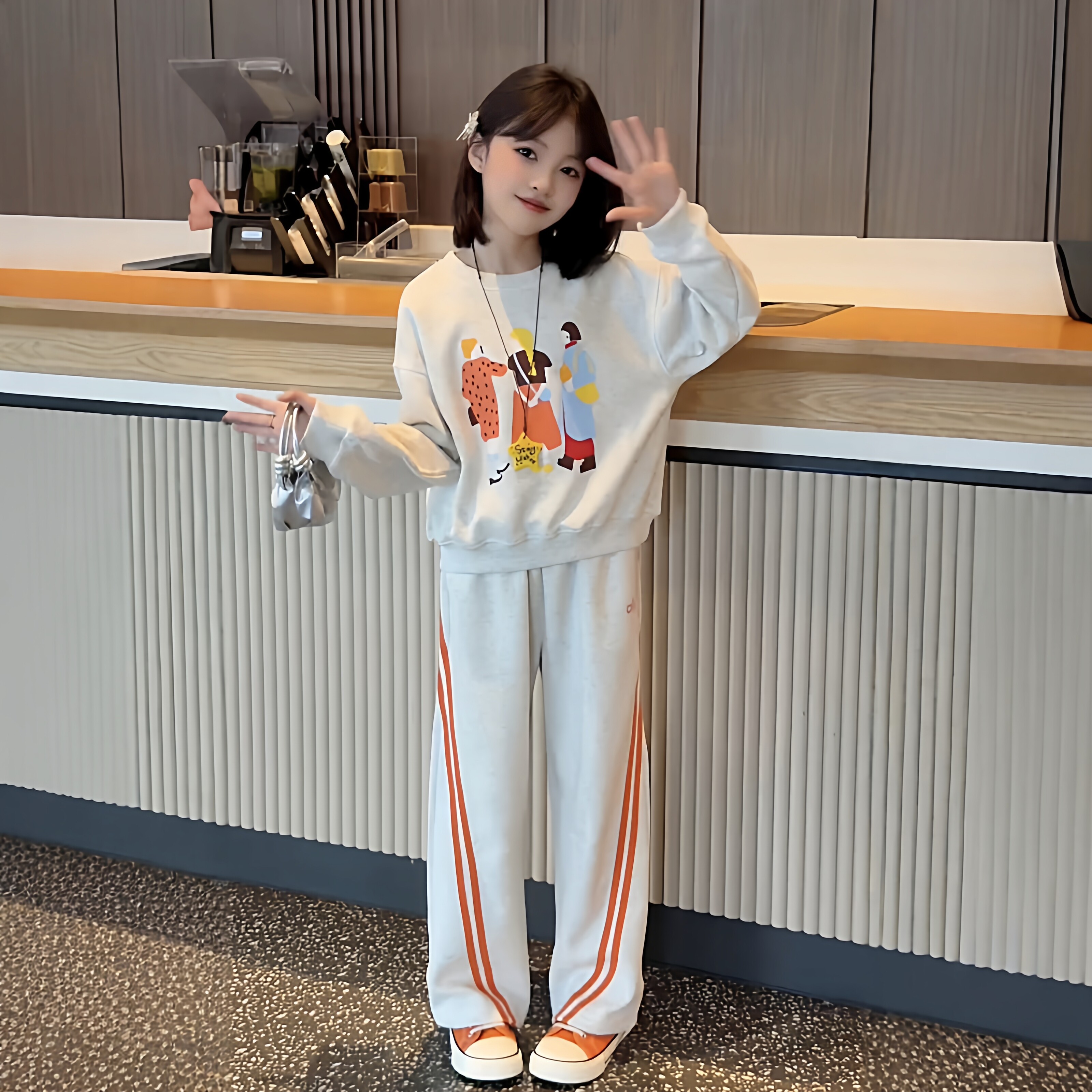 春季新款女童韩系运动一套装穿搭初中生卡通圆领卫衣直筒裤套装潮