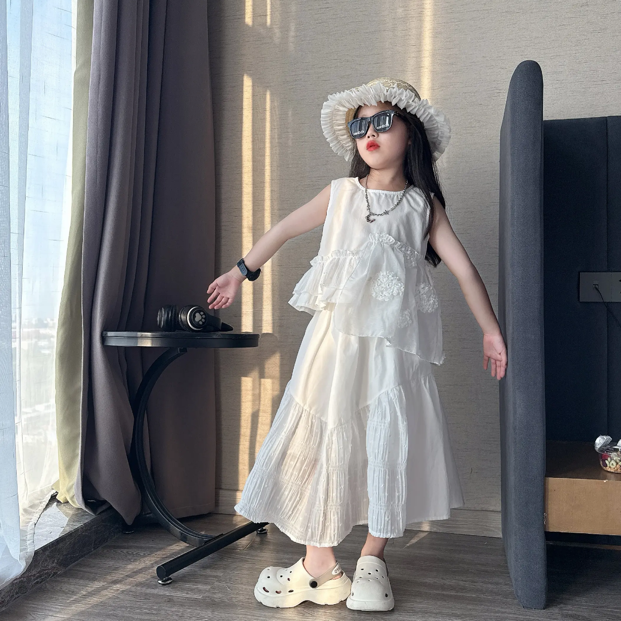 女童韩系甜美白色不规则假两件背心拼接半身裙绝美度假出游套装潮
