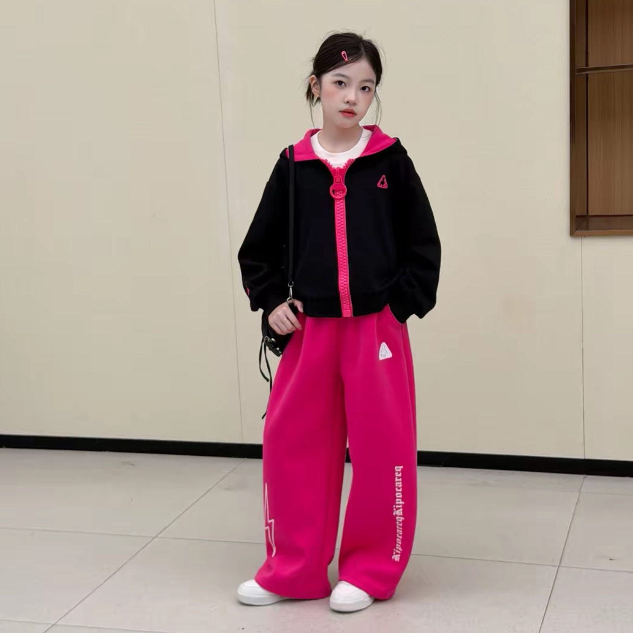 女童洋气连帽外套弯刀裤套装