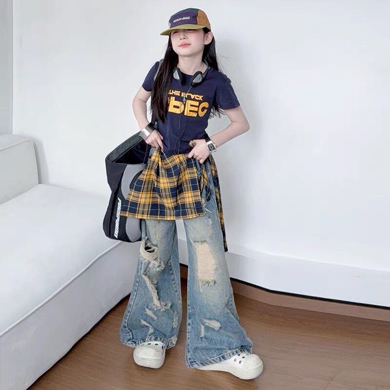 女童字母短款T恤破洞牛仔裤套装