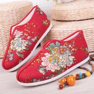 老北京布鞋中老年民族风奶奶鞋手工千层底布底女寿鞋特大码女棉鞋