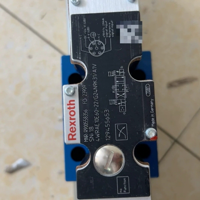 寻《《R900558356