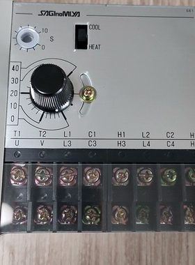 寻《《FSE-4040A86温控器