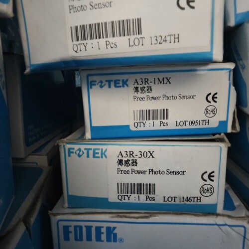 寻《《FOTEK阳明光电传感器A3R-1MX和A3R-30X，各1