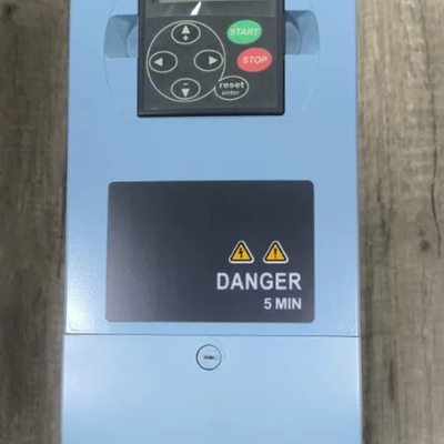 寻《《Danfoss 伟肯变频器NXL00125C2H1SSS00