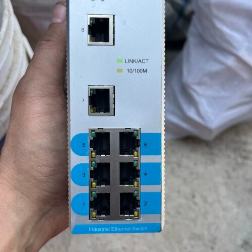 寻《《卓越TSC工业以太网交换机Carat10-8TX，成色新新，