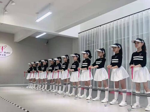 韩版黑色紧身漏肚脐练功小背心