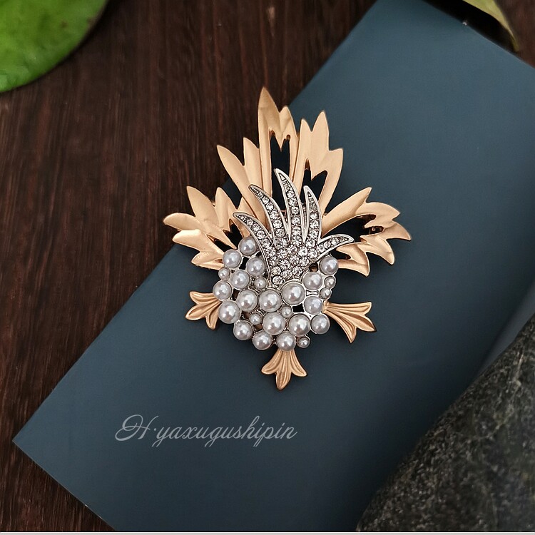 复古合金男女珍珠胸针