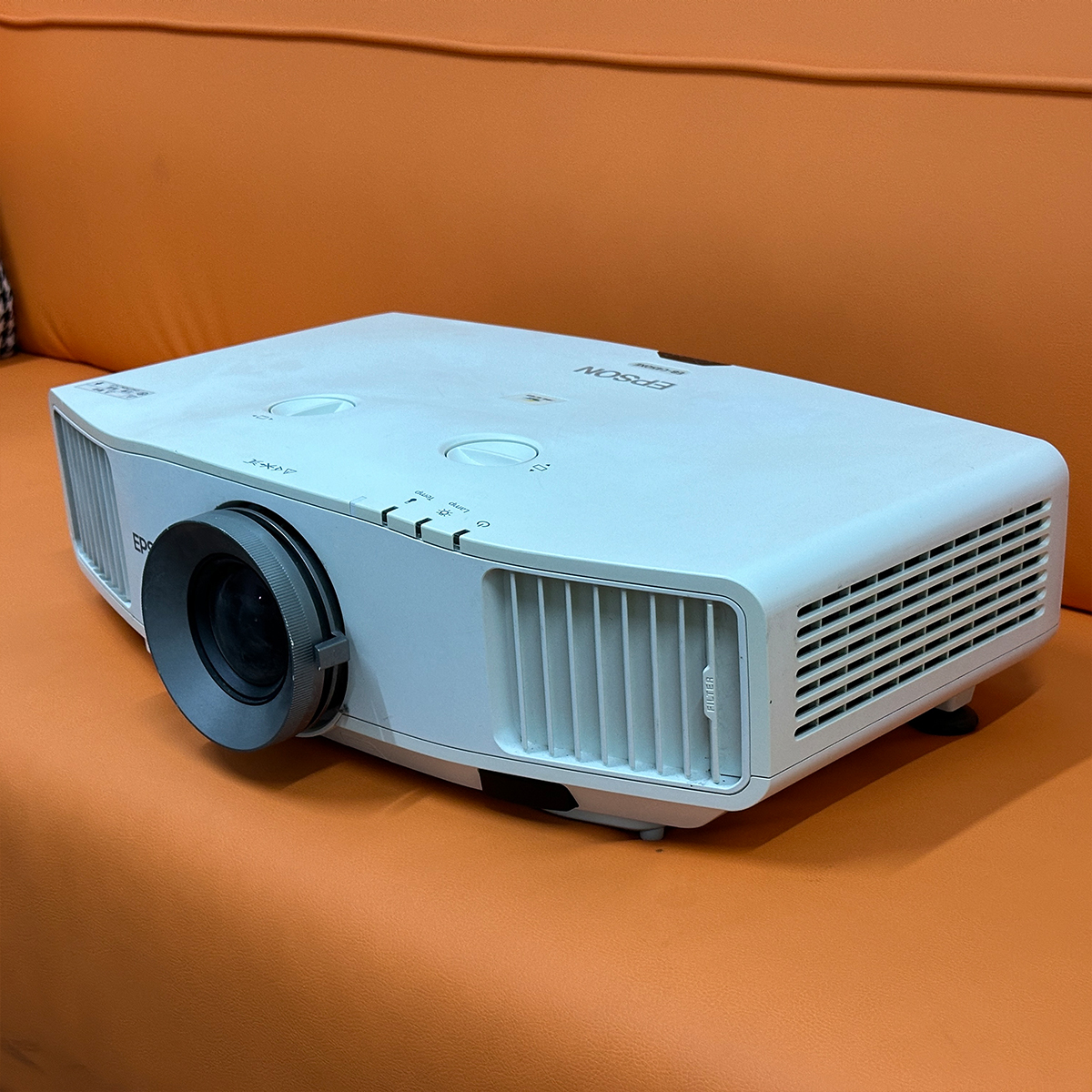 爱普生4500流明投影仪高清投影机