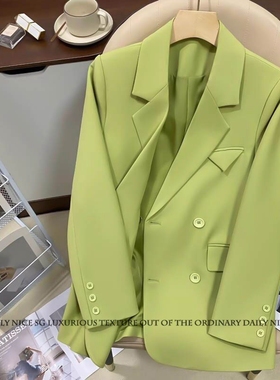 新款休闲小香风气质设计感洋气双排扣中长款小西装外套女显瘦西服