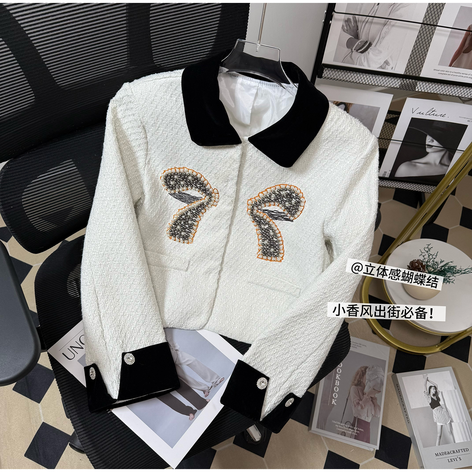 丝绒娃娃领珍珠蝴蝶结短款小外套