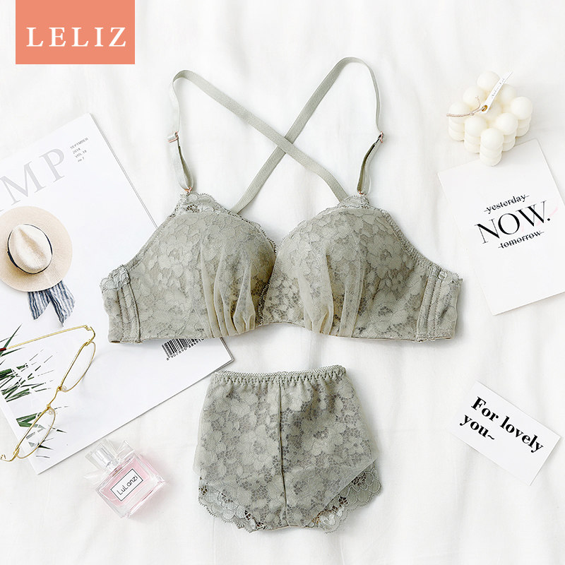 内衣女无钢圈小胸聚拢薄款夏季蕾丝透气胸罩网红性感平胸文胸套装