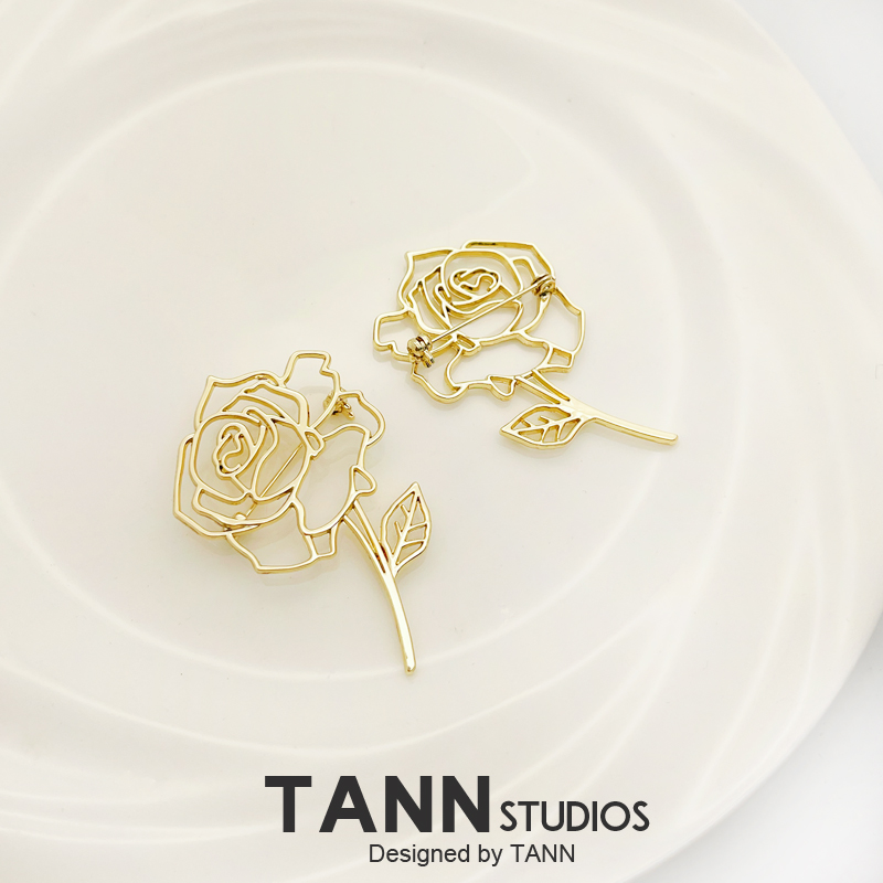 时尚镂空金属玫瑰花胸针别针