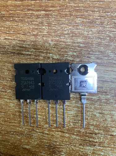 A1943 C5200 一对价 2SA1943 2SC5200 全新 5X5MM 实拍图