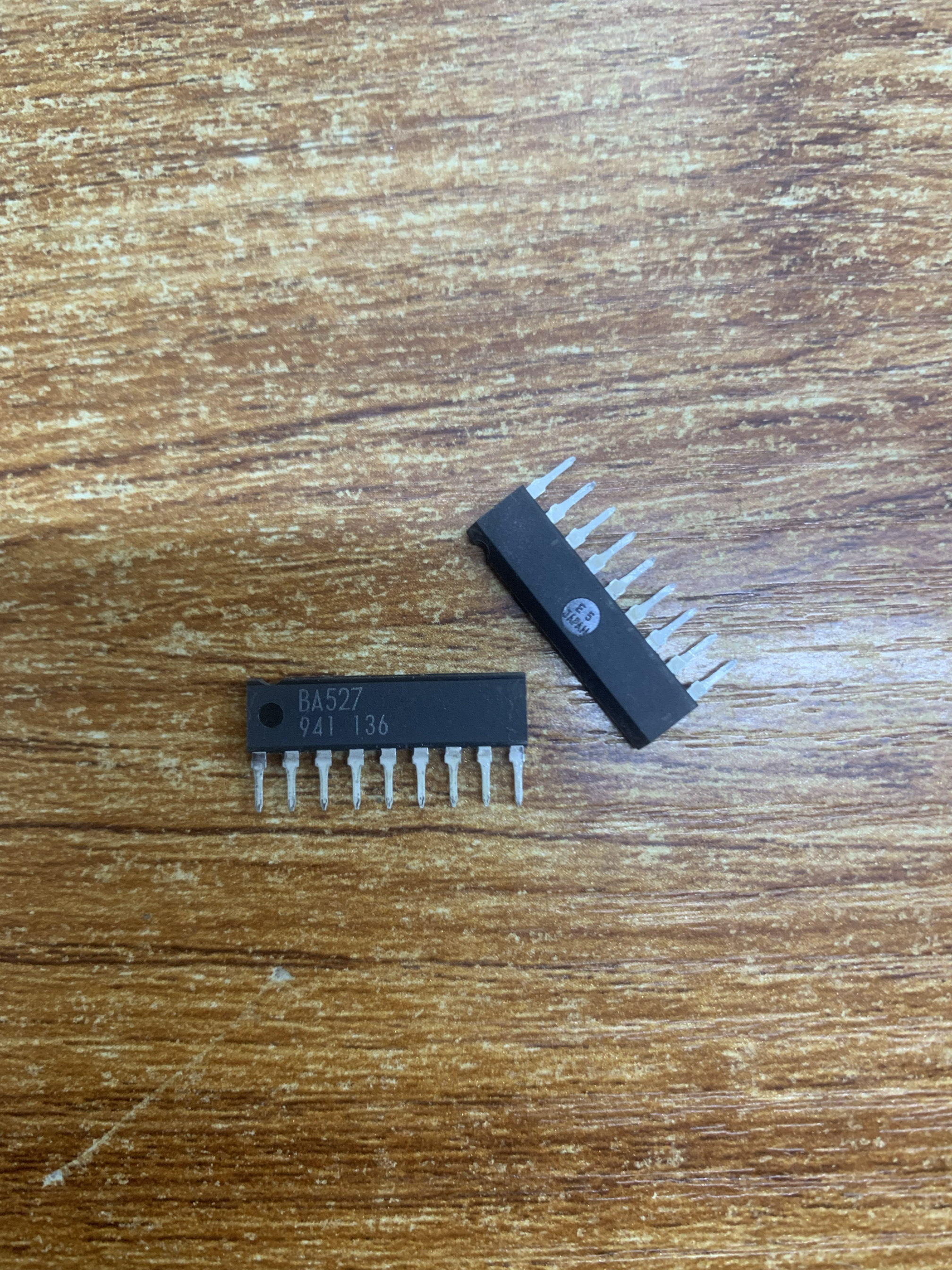 全新原装 BA527 实拍图现货 双排直插集成电路进口