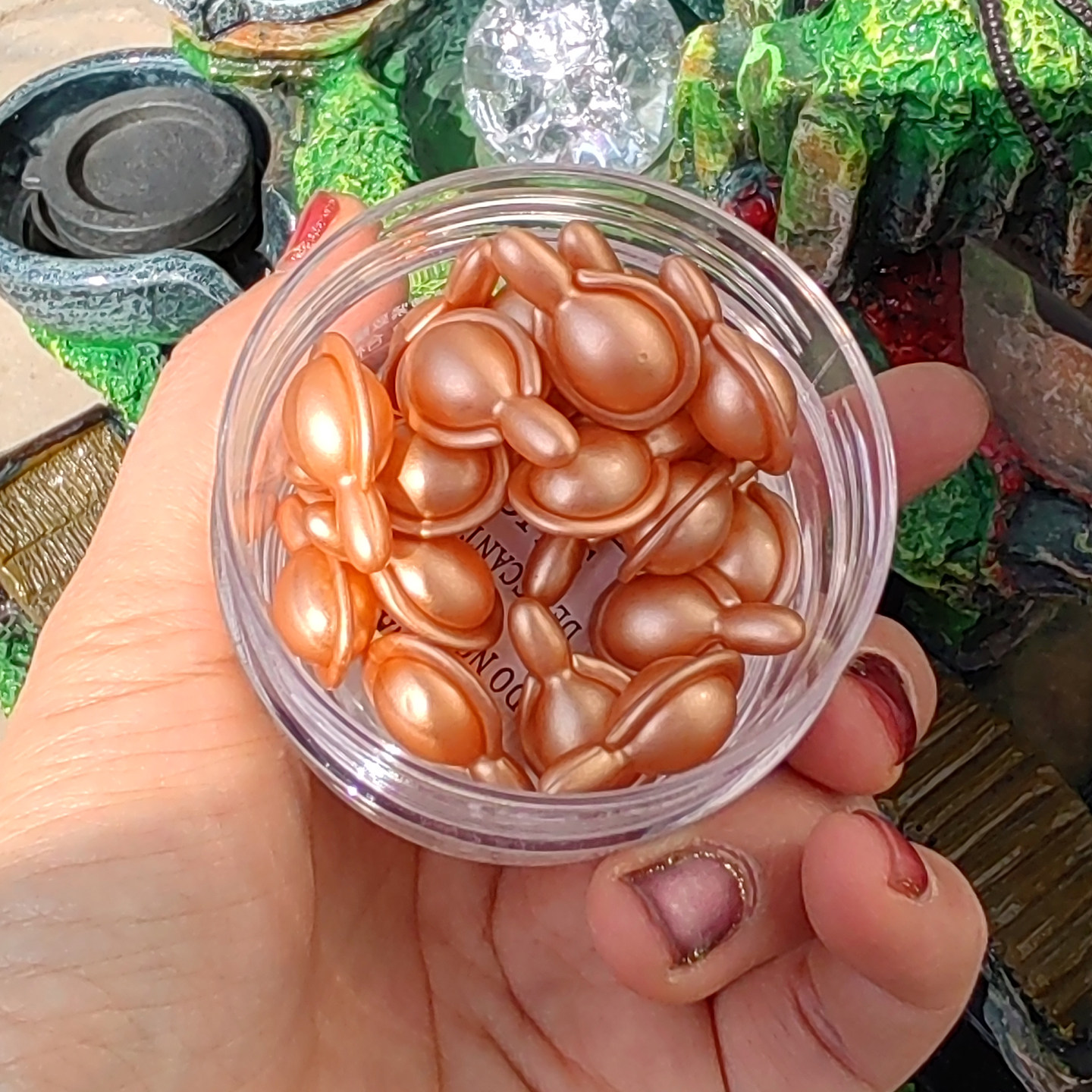 欧美莲DNA钠抗皱紧致补水精华