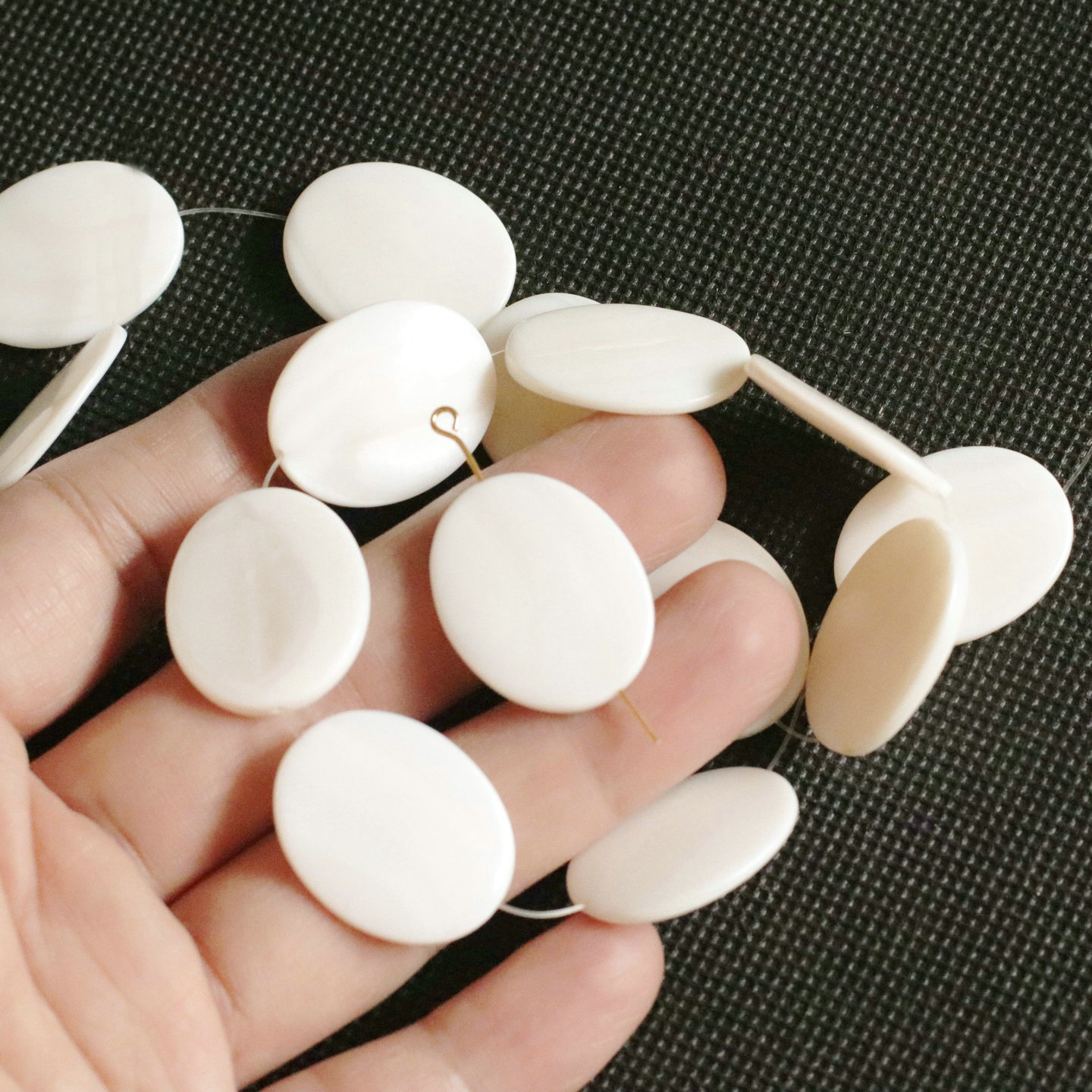 天然贝壳圆片20*25mm直孔隔片