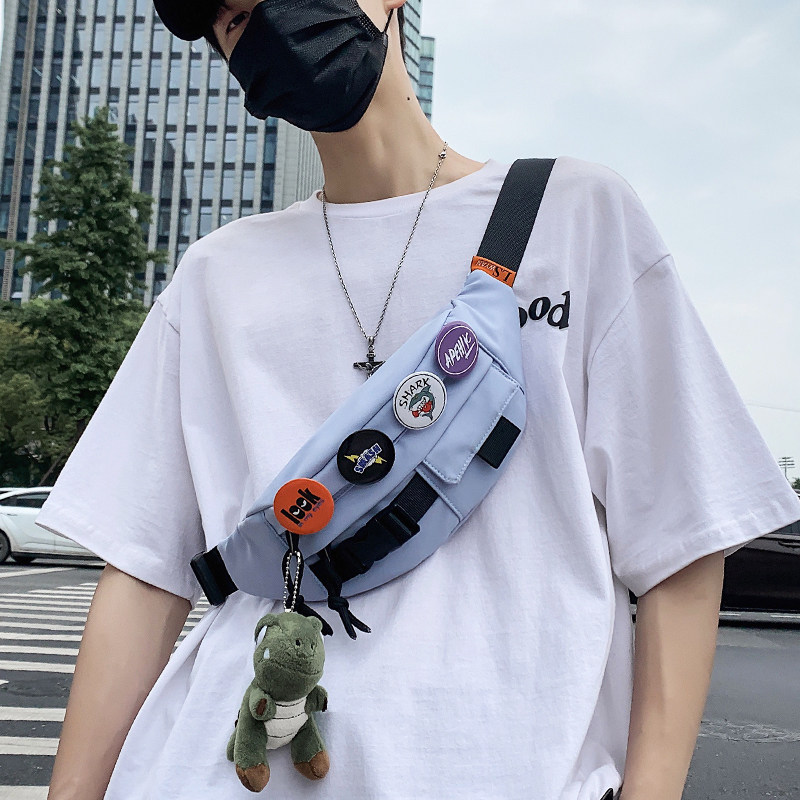 潮牌日系胸包斜挎包男士休闲小挎包斜跨单肩包男士学生运动腰包女