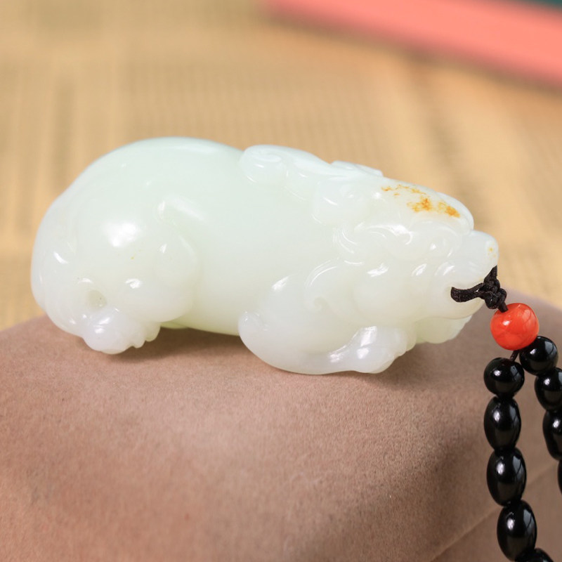 和田玉貔貅手把件男士款文玩天然新疆羊脂白玉籽料皮休把玩件130g