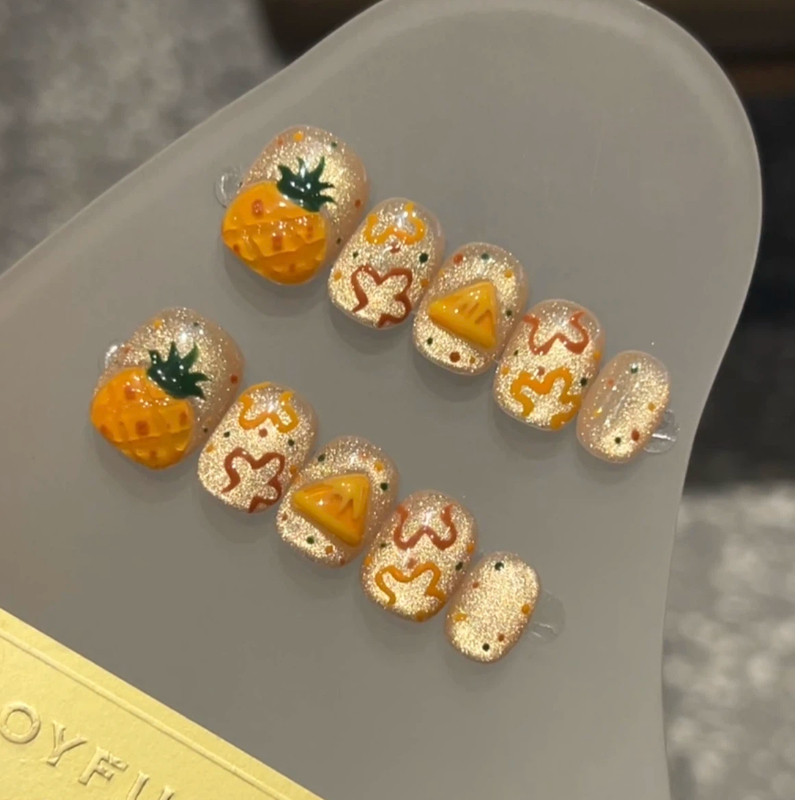 纯手工猫眼菠萝立体穿戴甲