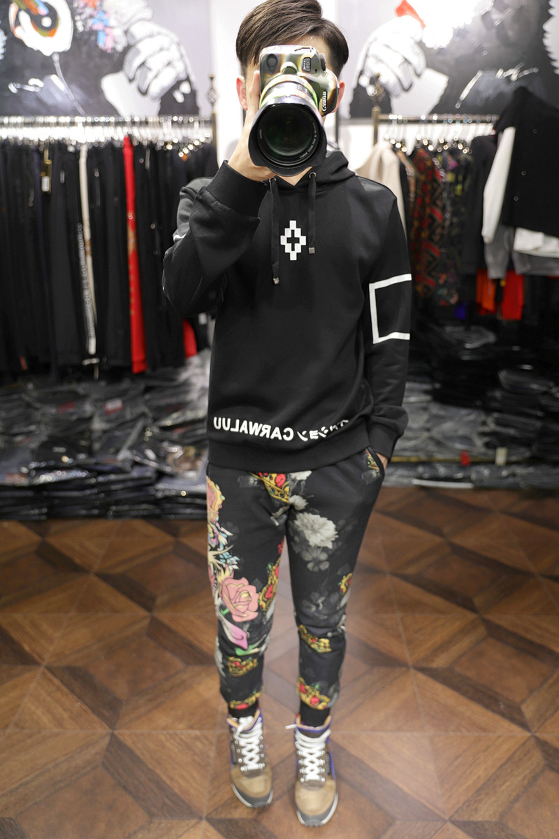 欧洲站街头暗黑风秋冬连帽几何图印花撞色时尚个性修身男士卫衣