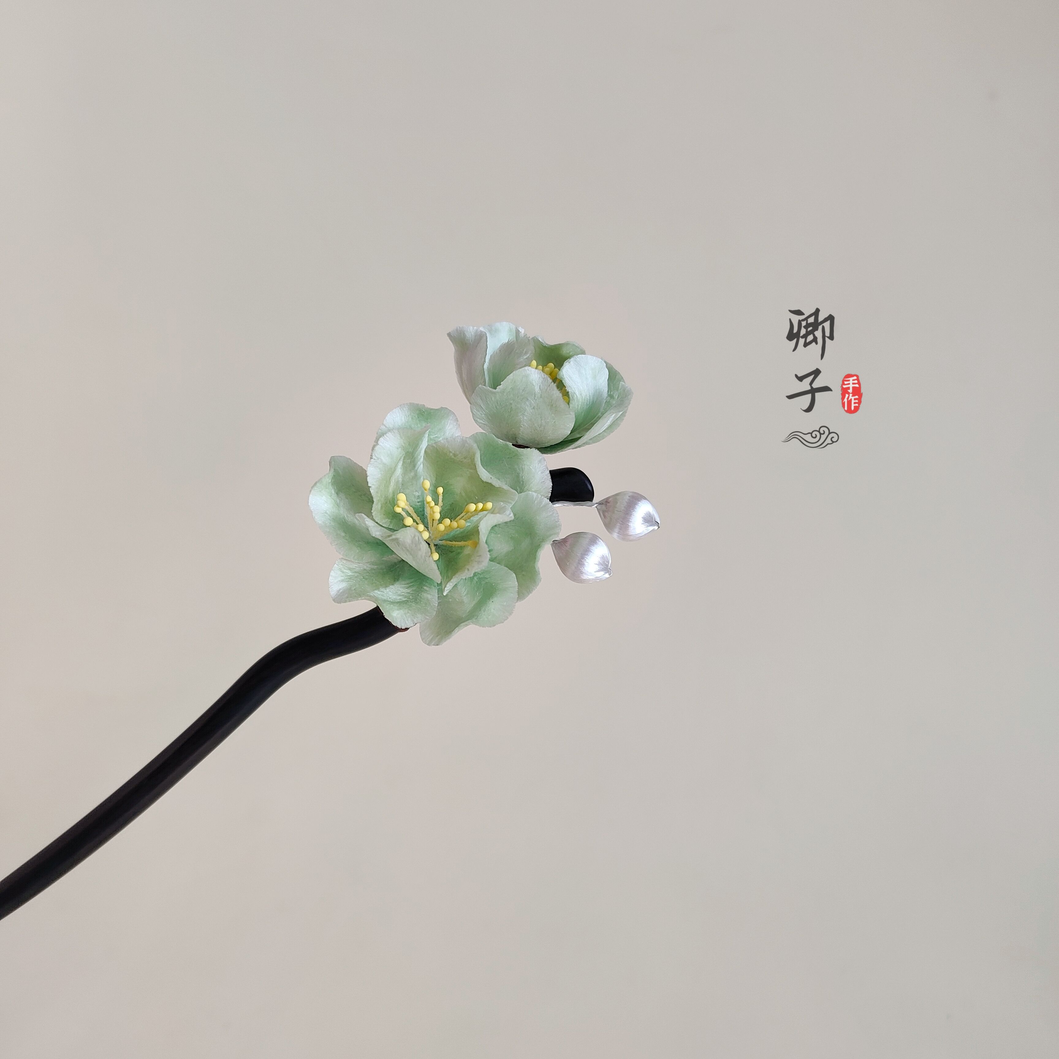卿子手作-绿梅绒花黑檀木发簪旗袍汉服发簪清新素雅非遗绒花