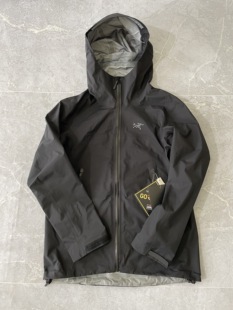 Jacket户外防水防风透气外套冲锋衣 Arcteryx始祖鸟Beta 正品 现货