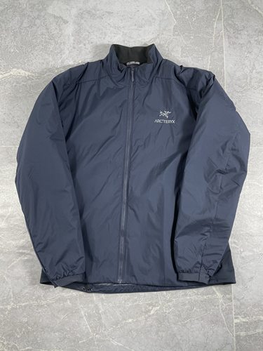 始祖鸟ATOM加厚SV无帽棉服外套