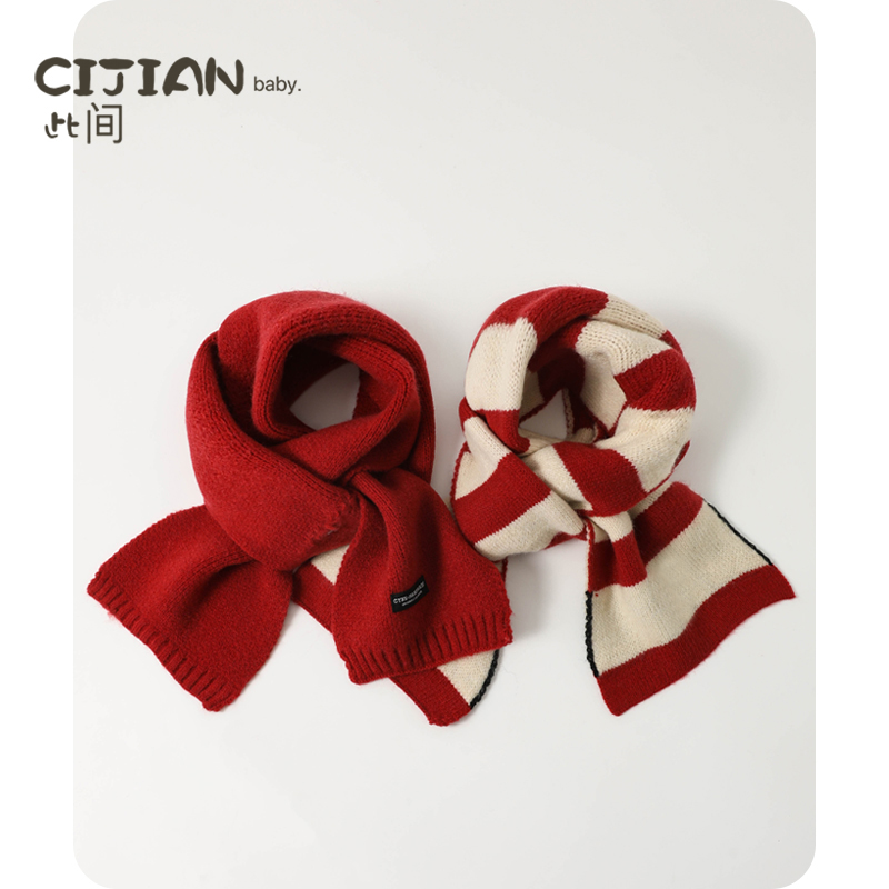 儿童冬季外出红色针织保暖围巾