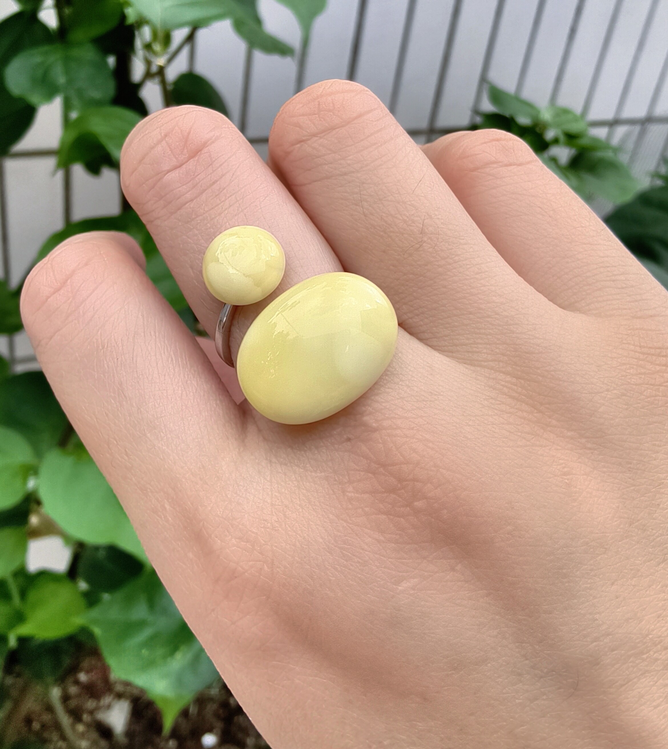 天然鸡油黄蜜蜡双珠戒指，蜜蜡戒其它首饰