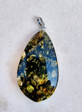 精品绿花珀大吊坠，琥珀蜜蜡，万能扣头