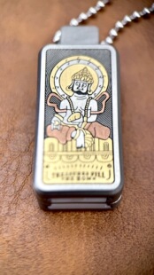 黄财神尸陀林主叮叮推牌edc 解压玩具钛合金玩具男友礼物指尖陀螺