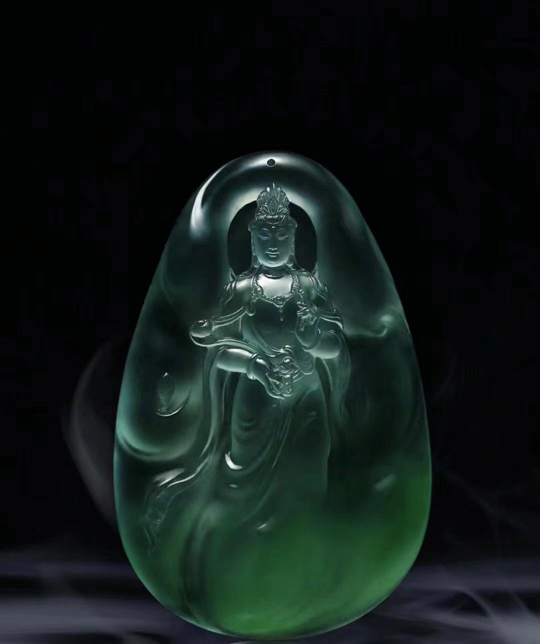 《觀音自在菩薩》賞析翡翠.雕刻藝術(shù).高冰滿(mǎn)色觀音