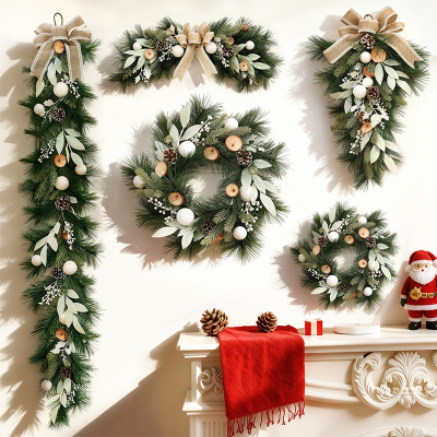 圣诞倒挂树2025年新款藤条门挂橱窗酒店商场前台室内室外创意挂件