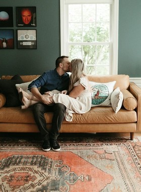 北欧乳胶布艺沙发复古免洗科技布沙发大小户型客厅直排三人位沙发