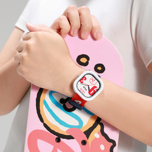 FILA斐乐手表多彩活力方形小众设计腕表初高中学生手表新款6752