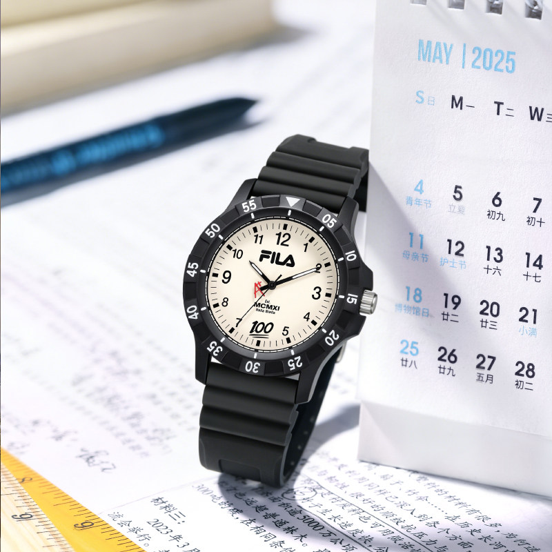 FILA斐乐静音精准走时考试专用手表学生初高中女生中学生新款6842