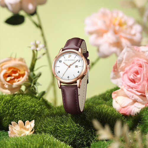 FILA斐乐女士真皮手表