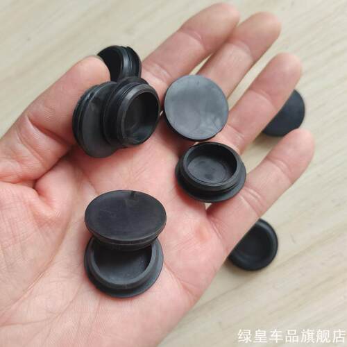 适用事事顺荔汽车摆件仿真车载小饰品ins创意迷你车可爱标记荔枝
