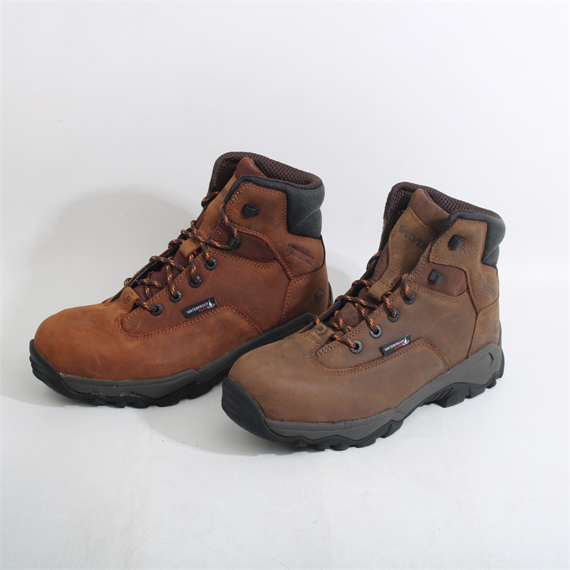 清仓高帮防水休闲男鞋牛皮V底钢头新雪丽加厚户外防寒靴登山鞋W70