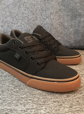 外贸大码lakai滑板鞋低帮帆布鞋防滑减震休闲鞋运动鞋滑板鞋