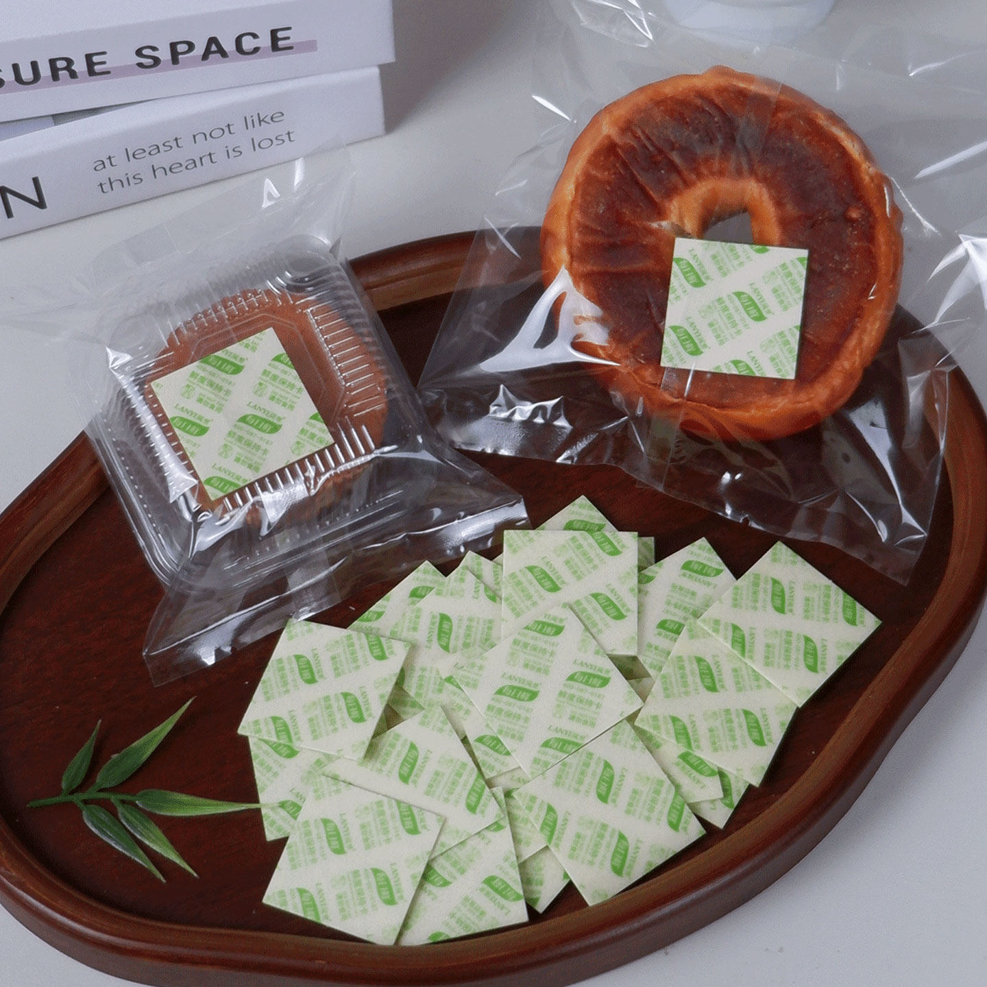 食品保鲜卡面包吐司保鲜片糕点鲜度保持卡月饼蛋黄酥酒精保鲜片