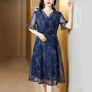 宽松特大码 洋气50多岁妈妈连衣裙中长款 长裙子 夏天新款 中老年女装