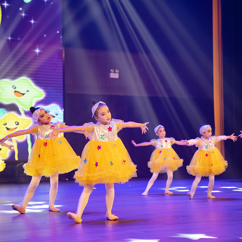 六一儿童演出服女童纱裙舞蹈裙幼儿园表演服装快乐的小星星蓬蓬裙