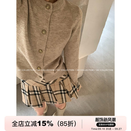 圆领针织上衣格纹毛呢百褶裙套装